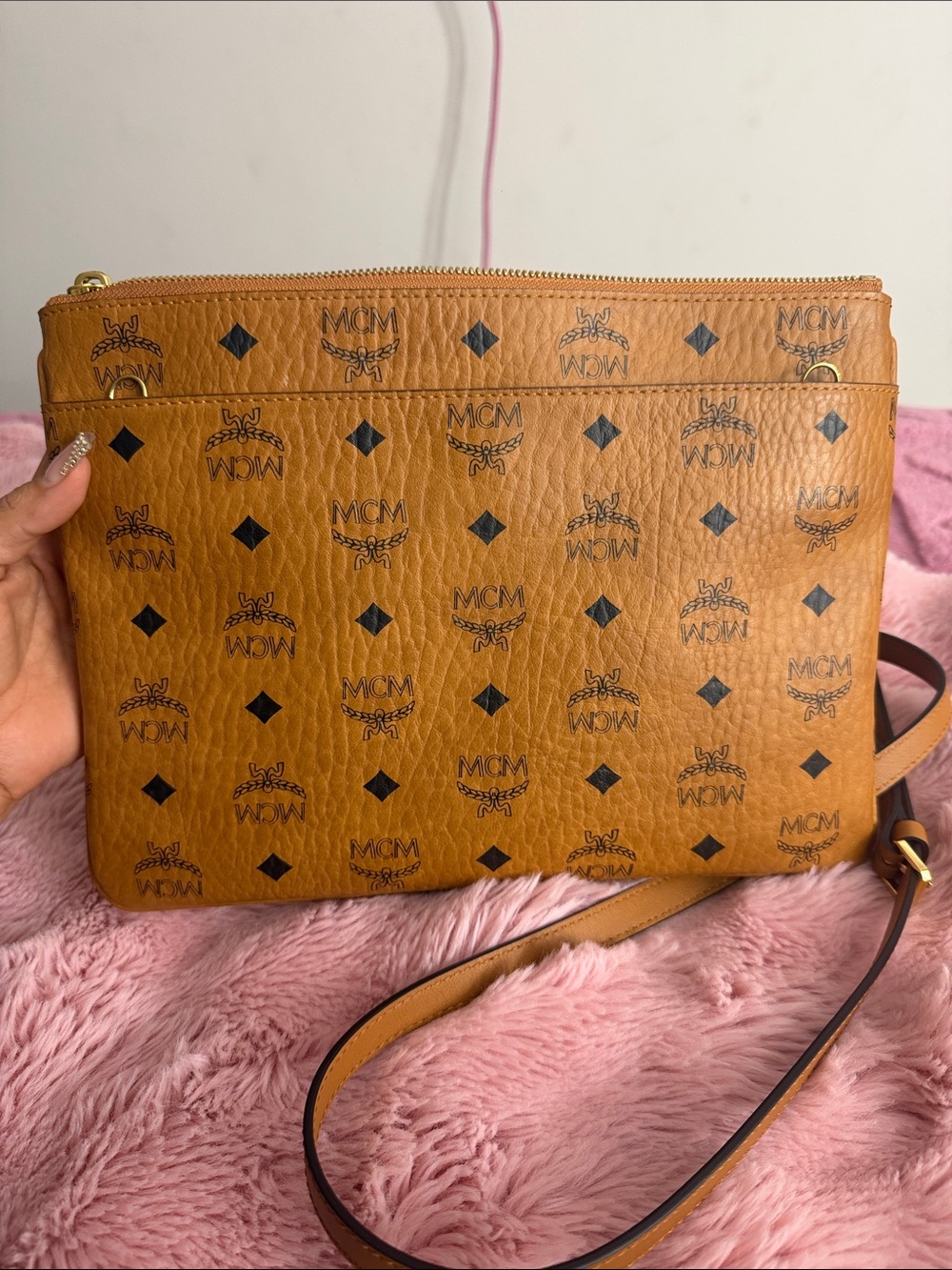 MCM Cognac Logo Pattern Zip Pouch - Picture 3 of 3
